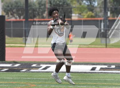 Thumbnail 3 in Orange vs. Saugus (Huntington Beach Tournament) photogallery.
