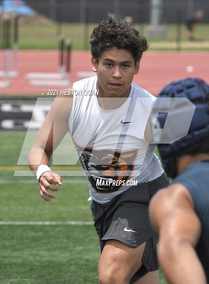 Thumbnail 2 in Orange vs. Saugus (Huntington Beach Tournament) photogallery.