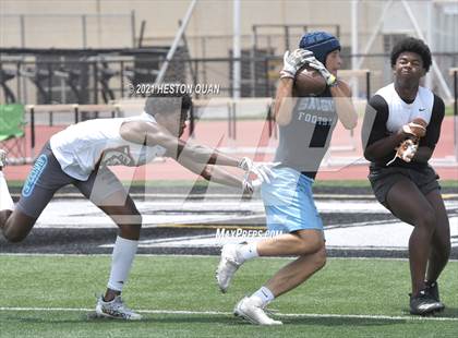 Thumbnail 2 in Orange vs. Saugus (Huntington Beach Tournament) photogallery.