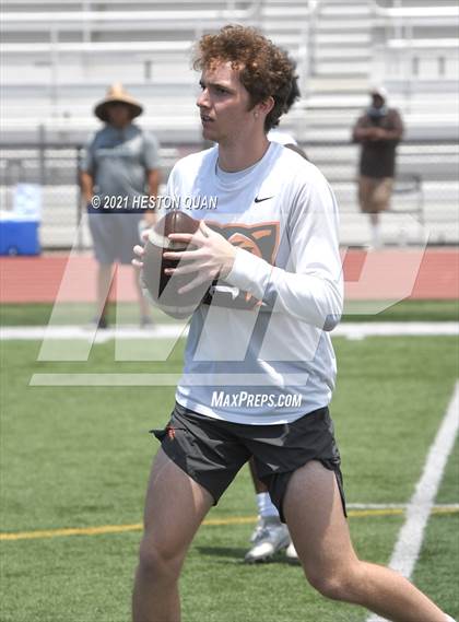 Thumbnail 2 in Orange vs. Saugus (Huntington Beach Tournament) photogallery.