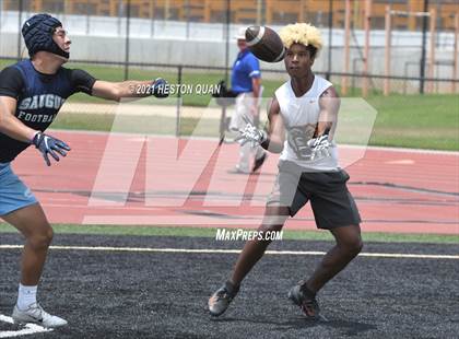 Thumbnail 2 in Orange vs. Saugus (Huntington Beach Tournament) photogallery.