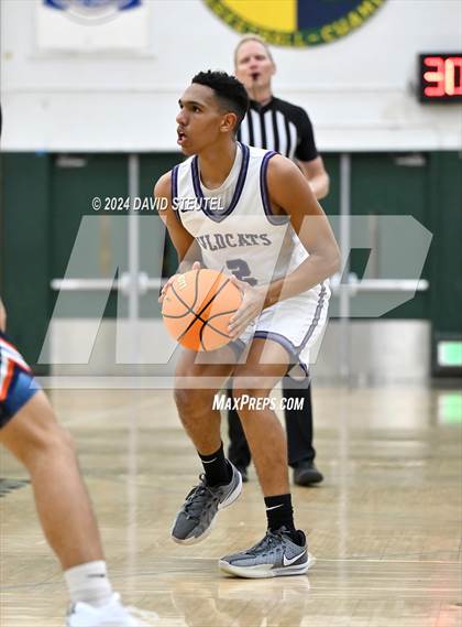 Thumbnail 2 in Fortune Early College vs. Franklin (Jack Scott Tournament) photogallery.