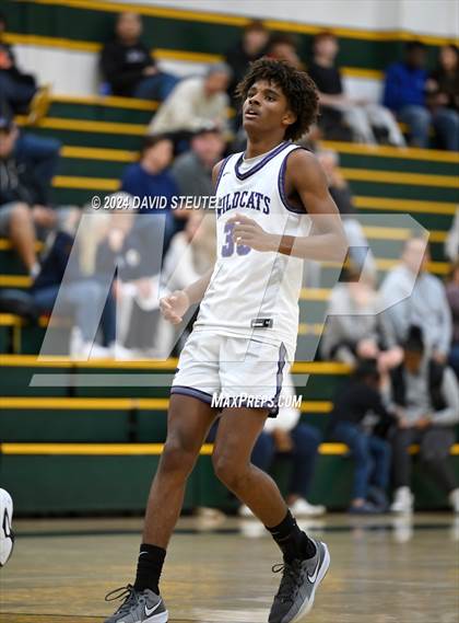 Thumbnail 2 in Fortune Early College vs. Franklin (Jack Scott Tournament) photogallery.
