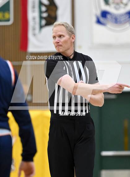 Thumbnail 2 in Fortune Early College vs. Franklin (Jack Scott Tournament) photogallery.