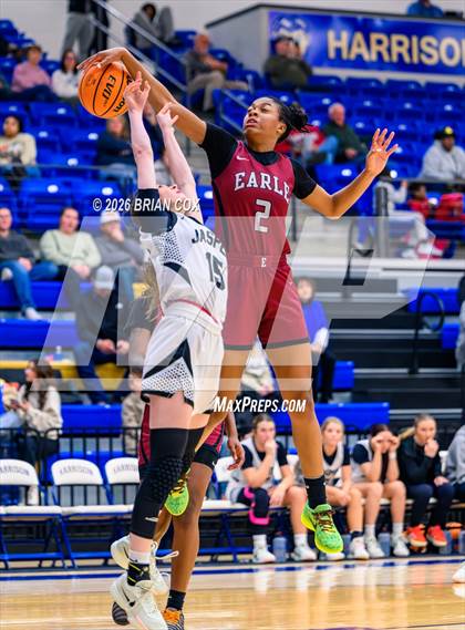 Thumbnail 2 in Jasper vs Earle (Lendel Thomas Classic) photogallery.