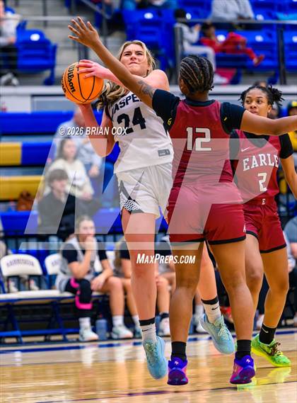 Thumbnail 3 in Jasper vs Earle (Lendel Thomas Classic) photogallery.