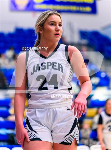 Thumbnail 1 in Jasper vs Earle (Lendel Thomas Classic) photogallery.