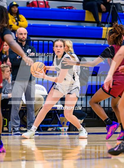 Thumbnail 3 in Jasper vs Earle (Lendel Thomas Classic) photogallery.