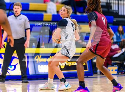 Thumbnail 1 in Jasper vs Earle (Lendel Thomas Classic) photogallery.