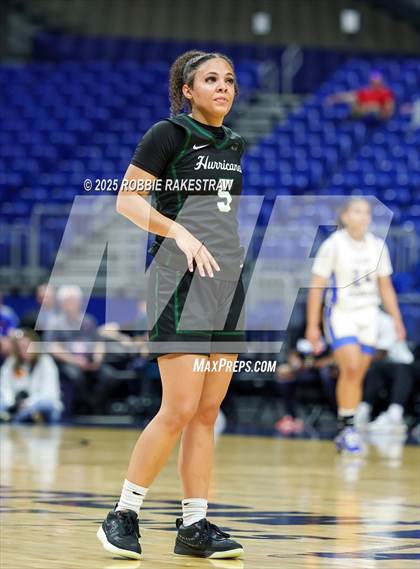 Thumbnail 3 in Boswell vs. Fort Bend Hightower (UIL 6A Basketball Division II Final) photogallery.