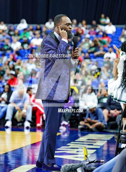 Thumbnail 3 in Boswell vs. Fort Bend Hightower (UIL 6A Basketball Division II Final) photogallery.