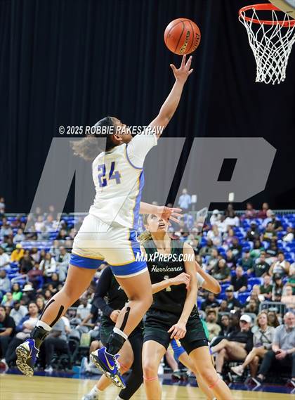 Thumbnail 2 in Boswell vs. Fort Bend Hightower (UIL 6A Basketball Division II Final) photogallery.