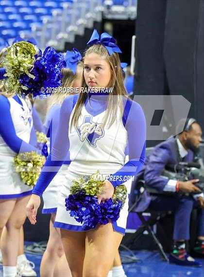 Thumbnail 2 in Boswell vs. Fort Bend Hightower (UIL 6A Basketball Division II Final) photogallery.