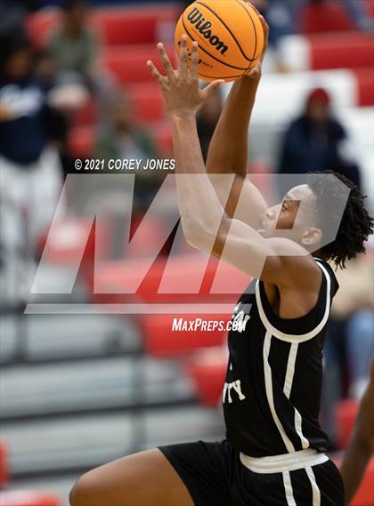 Thumbnail 3 in Houston County vs Veterans  photogallery.