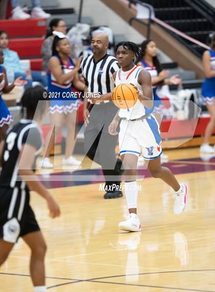 Thumbnail 1 in Houston County vs Veterans  photogallery.