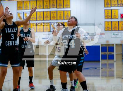 Thumbnail 3 in San Pasqual vs Valley Center photogallery.