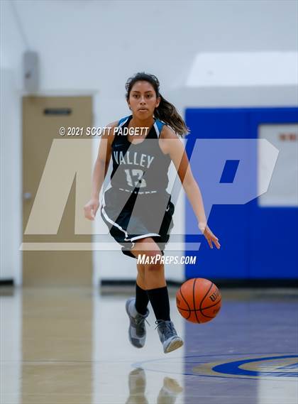 Thumbnail 3 in San Pasqual vs Valley Center photogallery.