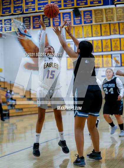 Thumbnail 2 in San Pasqual vs Valley Center photogallery.