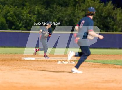 Thumbnail 3 in East Bay @ Lennard photogallery.