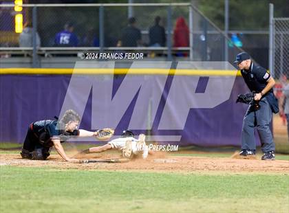 Thumbnail 3 in East Bay @ Lennard photogallery.