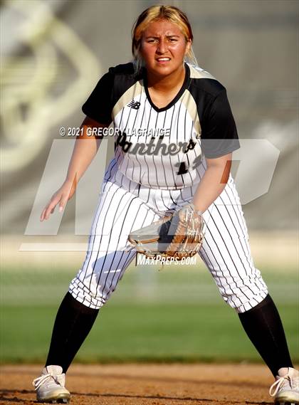 Thumbnail 2 in Keller vs Fossil Ridge photogallery.