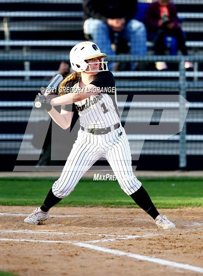 Thumbnail 2 in Keller vs Fossil Ridge photogallery.