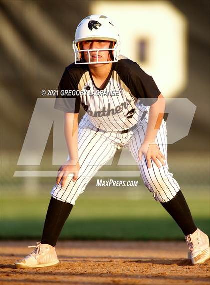 Thumbnail 2 in Keller vs Fossil Ridge photogallery.