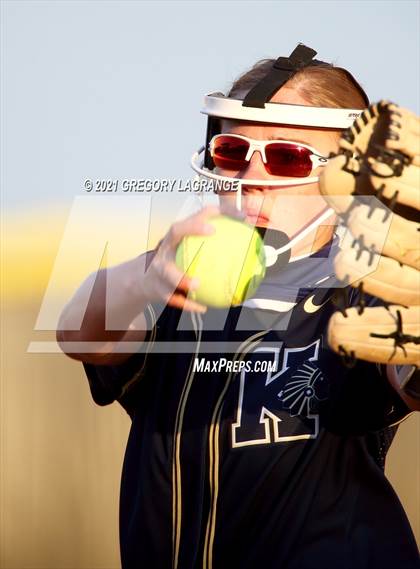 Thumbnail 1 in Keller vs Fossil Ridge photogallery.