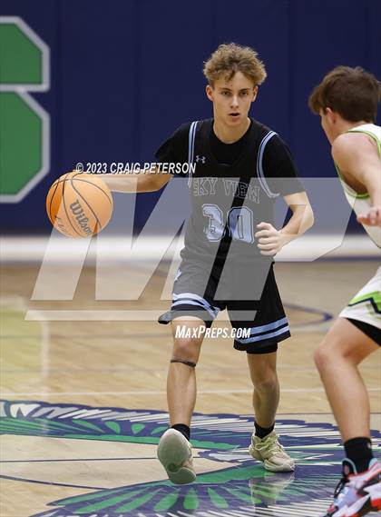 Thumbnail 1 in Sky View @ Ridgeline (Sophomore) photogallery.