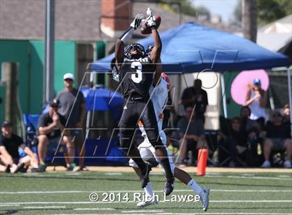 Thumbnail 3 in Bishop Gorman @ Servite photogallery.