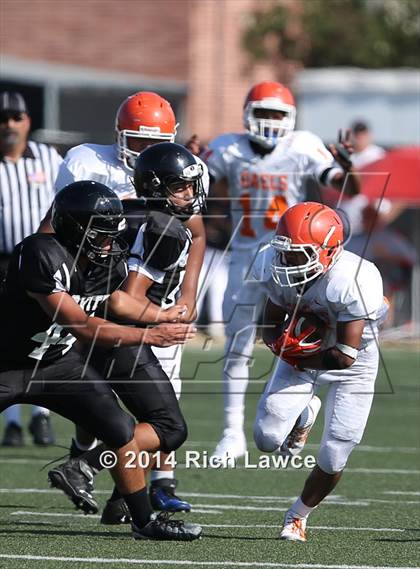 Thumbnail 3 in Bishop Gorman @ Servite photogallery.