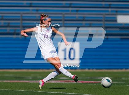Thumbnail 2 in Smithson Valley vs Grapevine (UIL 5A Soccer Semifinal) photogallery.