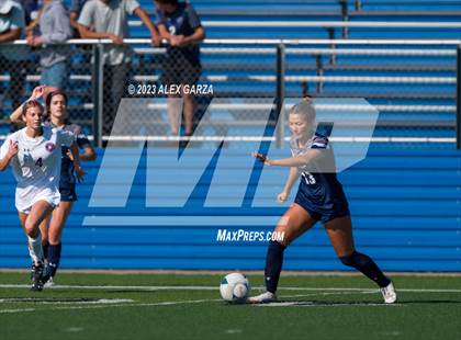 Thumbnail 3 in Smithson Valley vs Grapevine (UIL 5A Soccer Semifinal) photogallery.