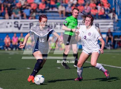 Thumbnail 3 in Smithson Valley vs Grapevine (UIL 5A Soccer Semifinal) photogallery.