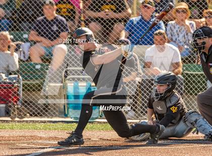 Thumbnail 3 in Capistrano Valley @ JSerra Catholic photogallery.