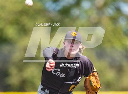 Thumbnail 2 in Capistrano Valley @ JSerra Catholic photogallery.