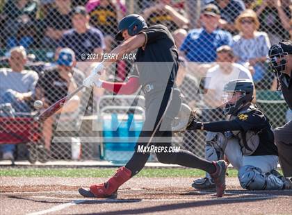 Thumbnail 3 in Capistrano Valley @ JSerra Catholic photogallery.
