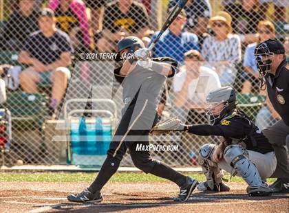 Thumbnail 1 in Capistrano Valley @ JSerra Catholic photogallery.