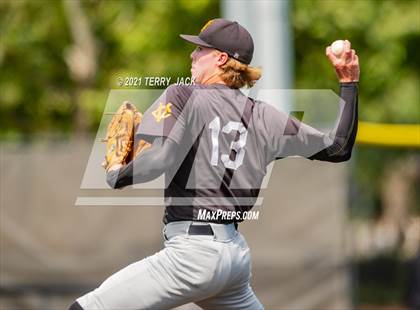 Thumbnail 1 in Capistrano Valley @ JSerra Catholic photogallery.