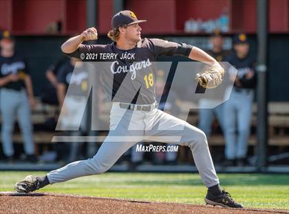 Thumbnail 3 in Capistrano Valley @ JSerra Catholic photogallery.