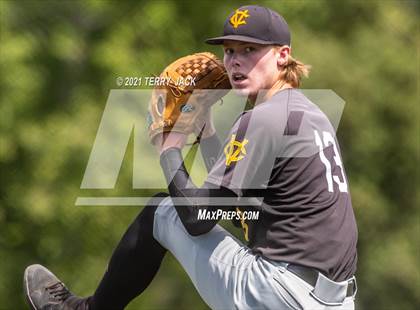 Thumbnail 3 in Capistrano Valley @ JSerra Catholic photogallery.