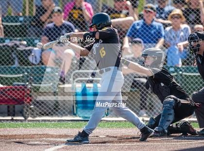 Thumbnail 3 in Capistrano Valley @ JSerra Catholic photogallery.