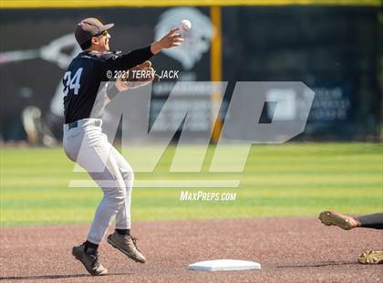 Thumbnail 2 in Capistrano Valley @ JSerra Catholic photogallery.