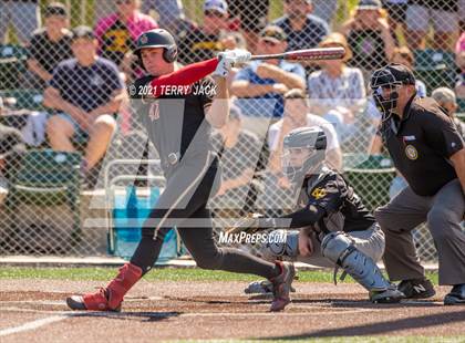 Thumbnail 2 in Capistrano Valley @ JSerra Catholic photogallery.