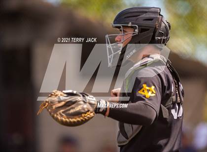 Thumbnail 2 in Capistrano Valley @ JSerra Catholic photogallery.