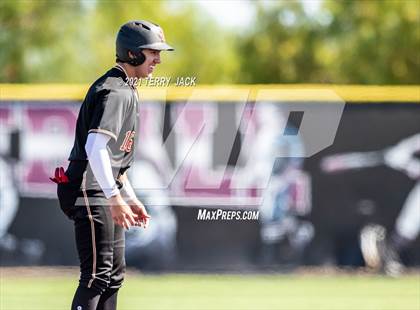Thumbnail 2 in Capistrano Valley @ JSerra Catholic photogallery.