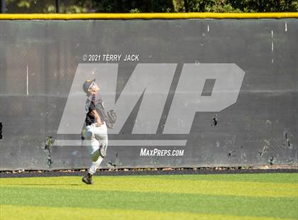 Thumbnail 1 in Capistrano Valley @ JSerra Catholic photogallery.