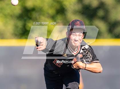 Thumbnail 1 in Capistrano Valley @ JSerra Catholic photogallery.