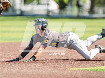 Thumbnail 3 in Capistrano Valley @ JSerra Catholic photogallery.