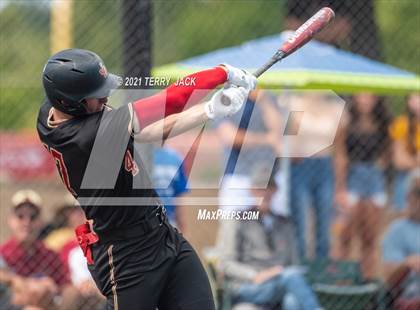 Thumbnail 2 in Capistrano Valley @ JSerra Catholic photogallery.